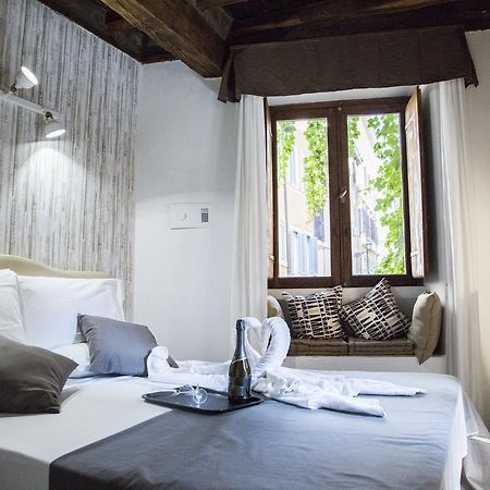 Do-Do Navona Suites Rome Exterior photo